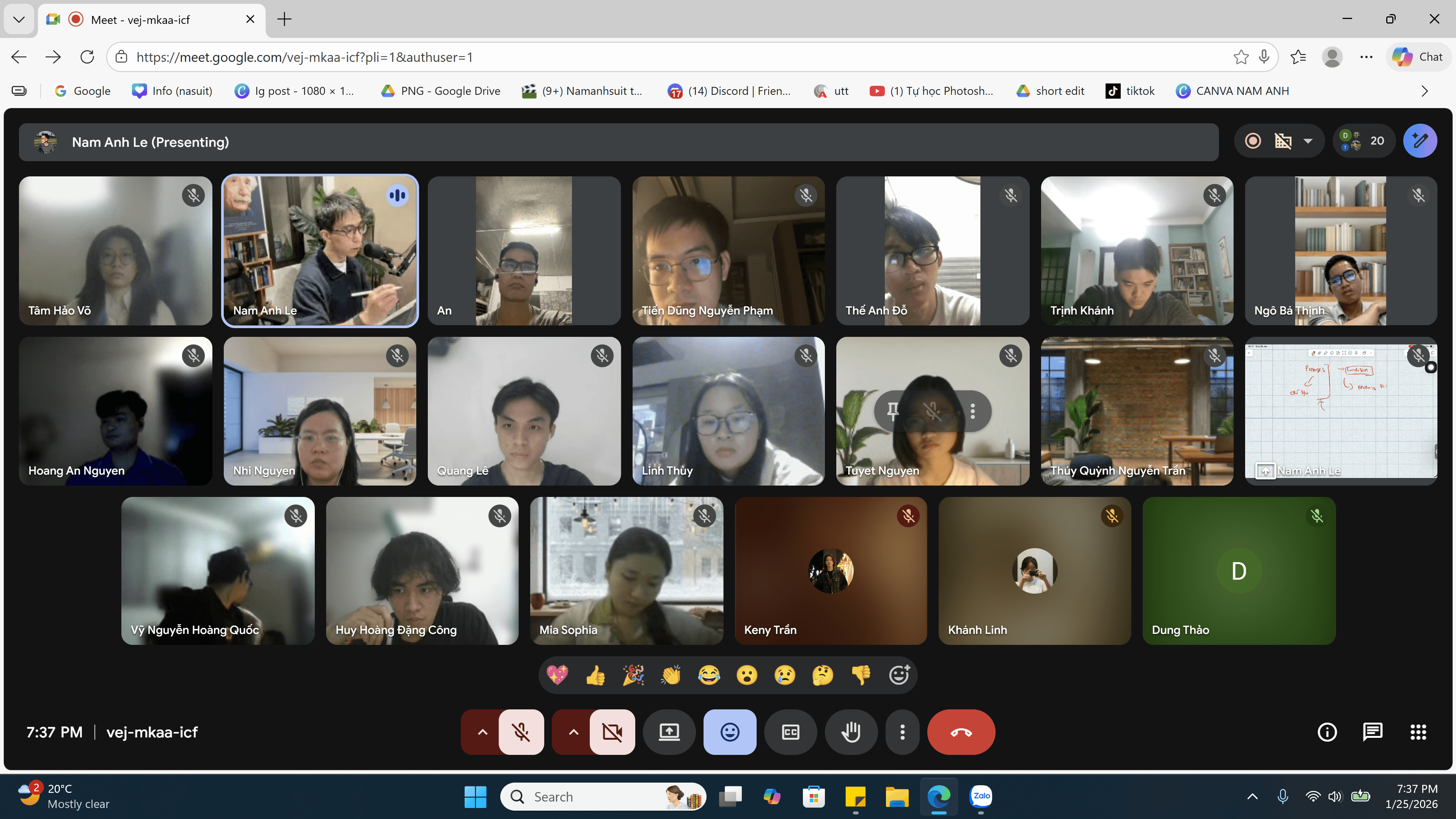 Buổi học cohort Làm Chủ Tiền OS — học viên thực tế